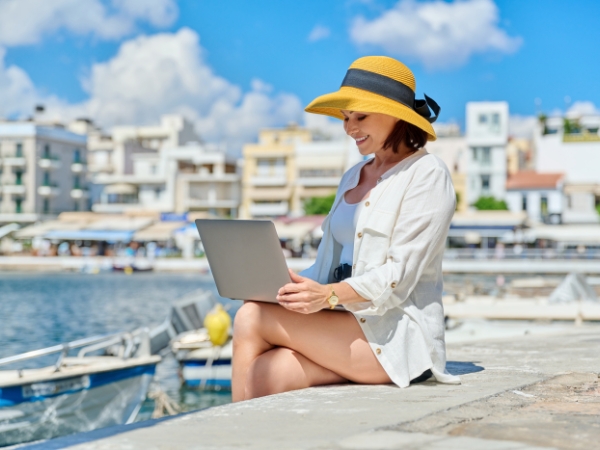 A Long Vacation in Greece for Swiss Digital Nomads